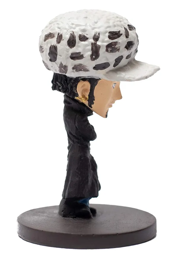 Trafalgar_D._Water_Law_Hand_Painted_Collectible_Resin_Cartoon_Figurine