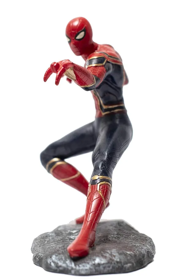 Spiderman_Infinity_War_Hand_Painted_Collectible_Resin_Cartoon_Figurine