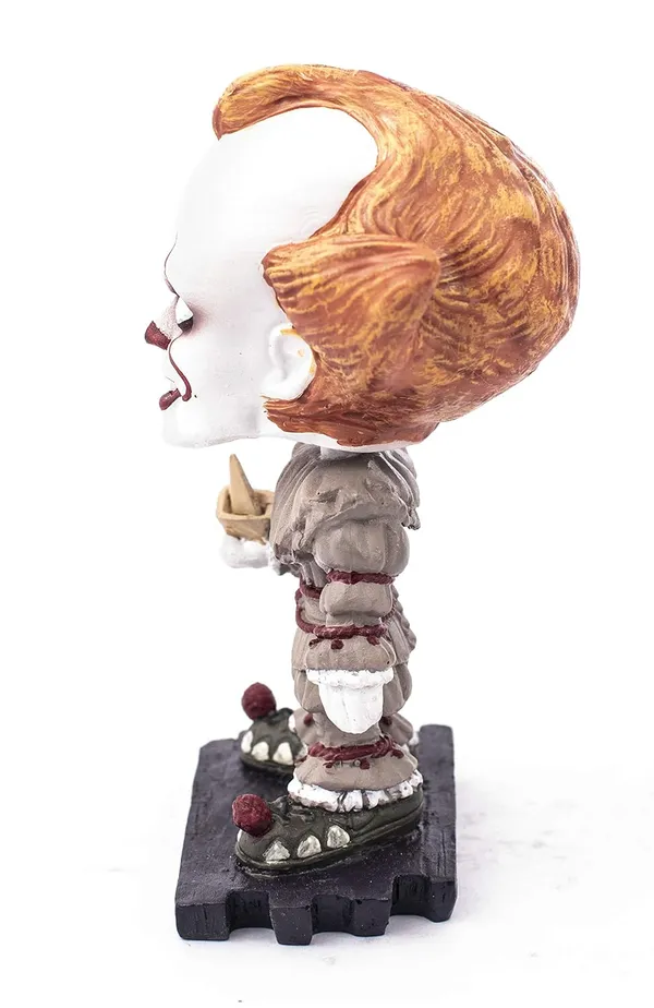 Pennywise_Bobblehead_Handmade_Resin_Cartoon_Figurine