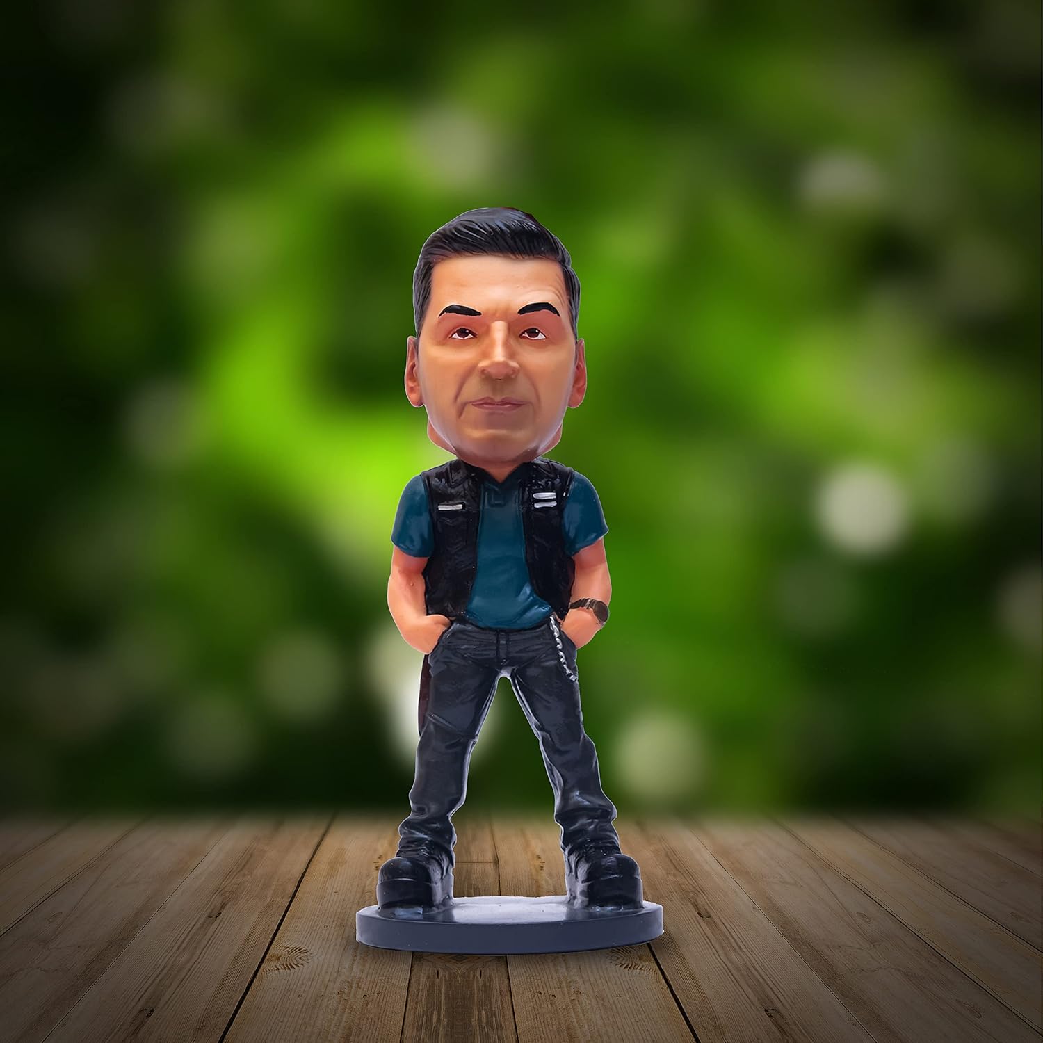 Akshay_Kumar_Bobblehead_Handmade_Polystone_Cartoon_Figurine