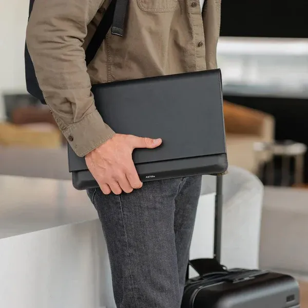 Black_Wax_Leather_Premium_&_Elegant_Laptop_Sleeve_For_Unisex