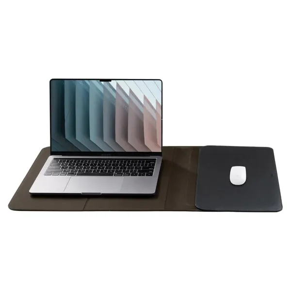 Black_Wax_Leather_Premium_&_Elegant_Laptop_Sleeve_For_Unisex