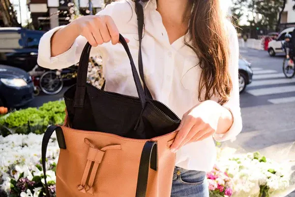 Orange_Faux_Leather_Premium_&_Elegant_Tote_Bags_For_Women