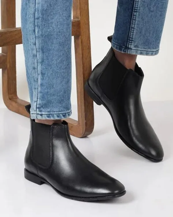 Black_Leather__Stretchable_Chealsea_Boot_For_Men_Premium_&_Elegant