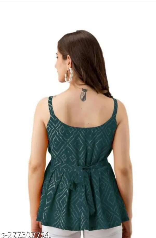 Green_Floral_Printed_Regular_Cami_Crop_Tops_For_Women