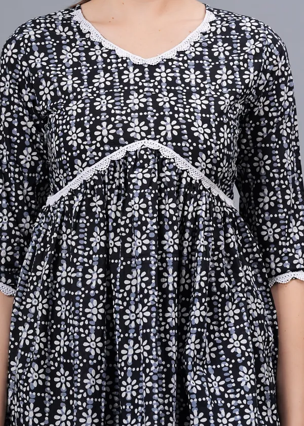 Black_Floral_Printed_Cotton_Top_For_Women