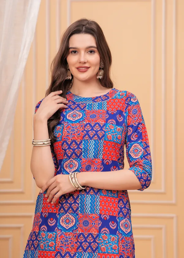 Blue_Ethnic_Motifs_Printed_Round_Neck_Straight_Cotton_Kurta_For_Women