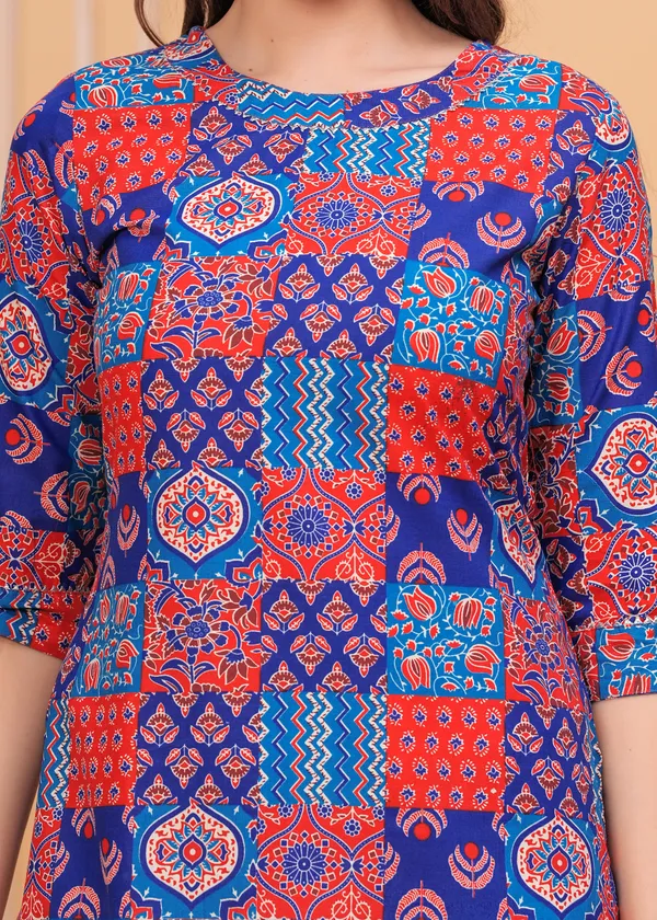 Blue_Ethnic_Motifs_Printed_Round_Neck_Straight_Cotton_Kurta_For_Women