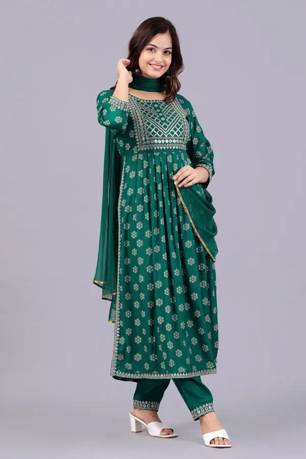 Green_Floral_Embroidered_Regular_Sequinned_Kurta_With_Palazzos_&_Dupatta_For_Women