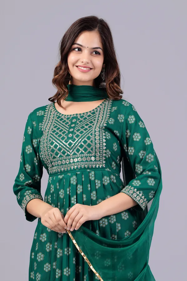 Green_Floral_Embroidered_Regular_Sequinned_Kurta_With_Palazzos_&_Dupatta_For_Women