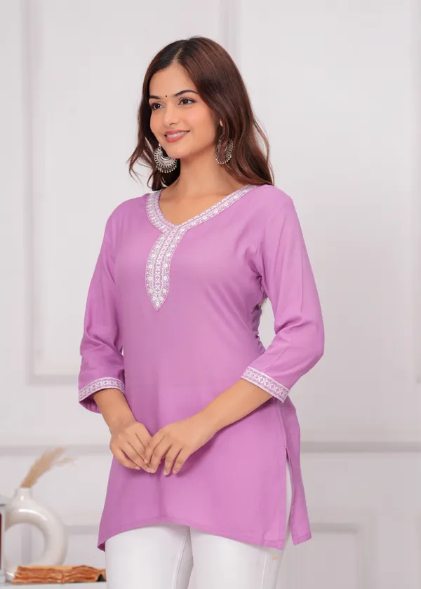 Light_Purple_Embroidered_Straight_Kurti_For_Women
