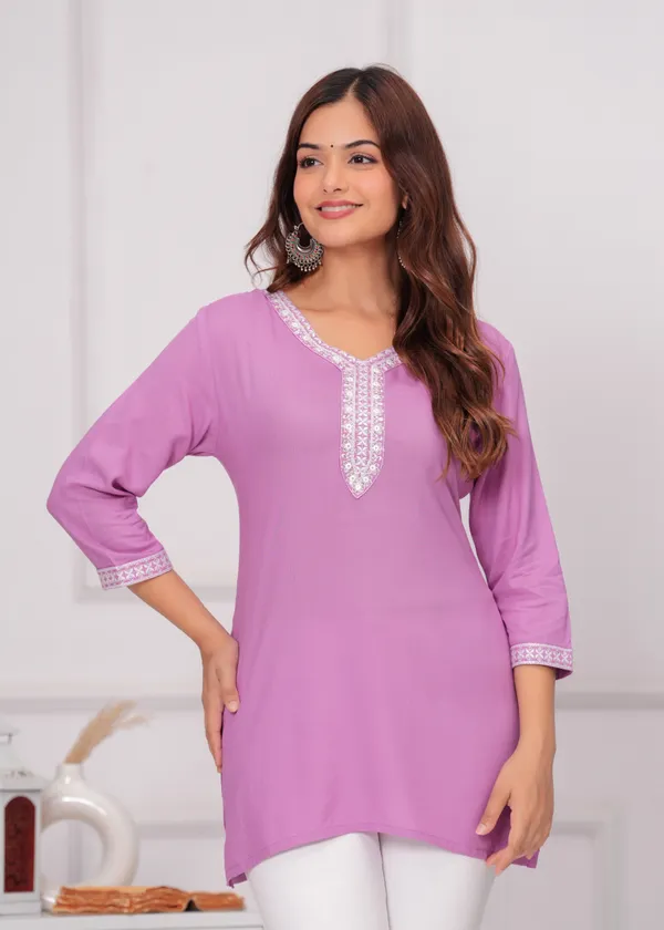 Light_Purple_Embroidered_Straight_Kurti_For_Women