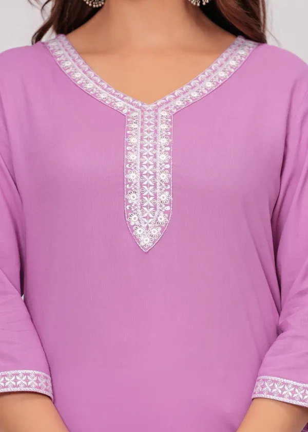 Light_Purple_Embroidered_Straight_Kurti_For_Women