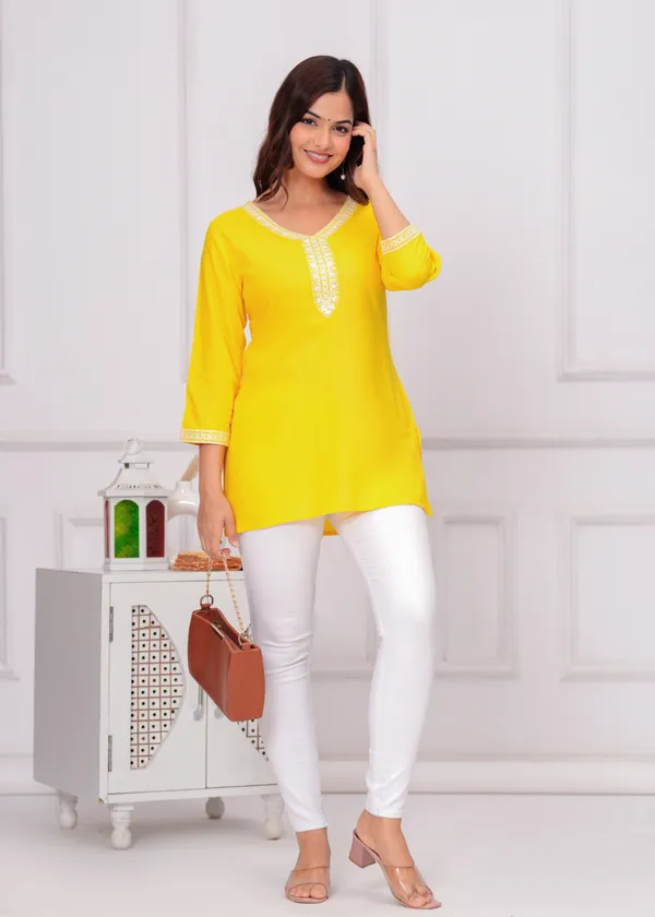 Yellow_Embroidered_Round_Neck_Crop_Top_For_Women