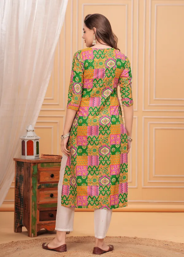 Green_Round_Neck_Geometric_Printed_Straight_Cotton_Kurta_For_Women