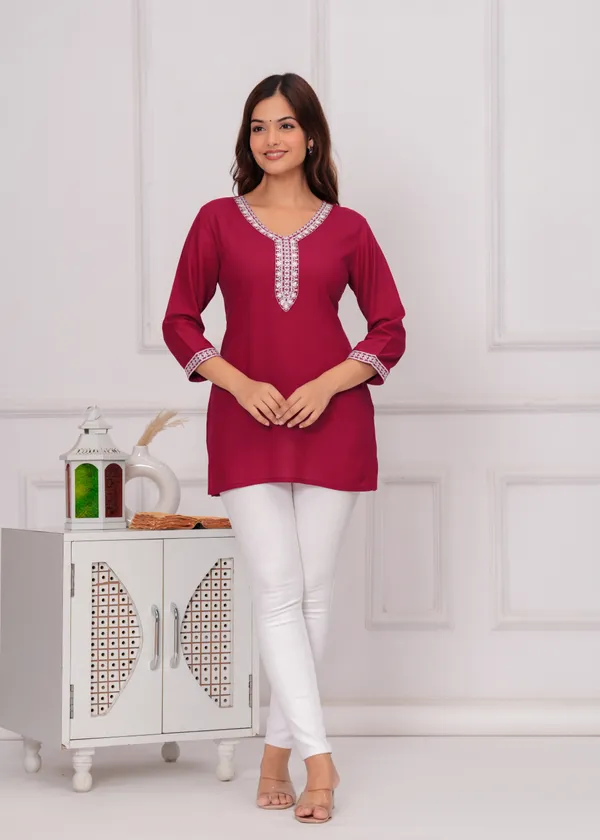 Maroon_Embroidered_Crop_Top_For_Women