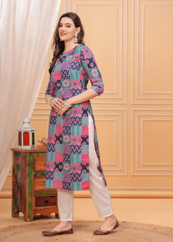 Black_Round_Neck_Geometric_Printed_Straight_Cotton_Kurta_For_Women