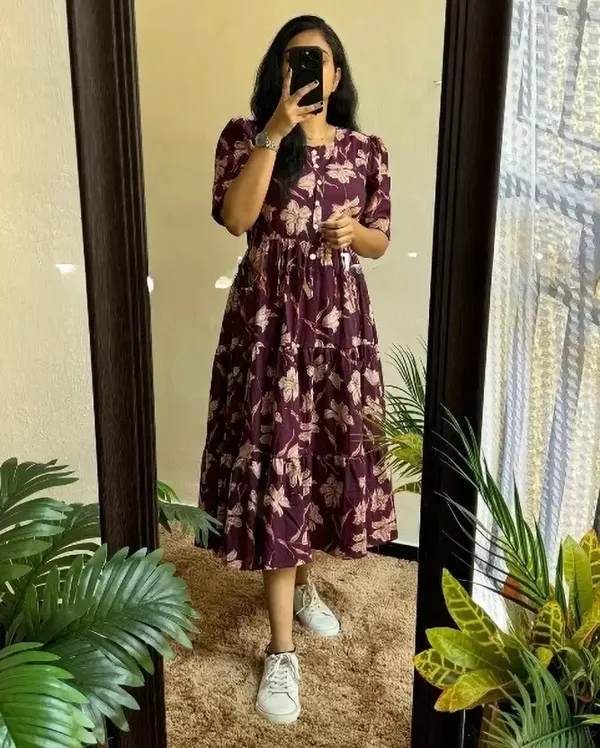 Wine_Floral_Printed_Regular_Kurta_For_Women