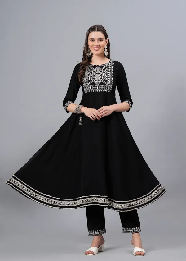 Black_Floral_Embroidered_Regular_Sequinned_Anarkali_Kurta_With_Palazzos_&_Dupatta_For_Women