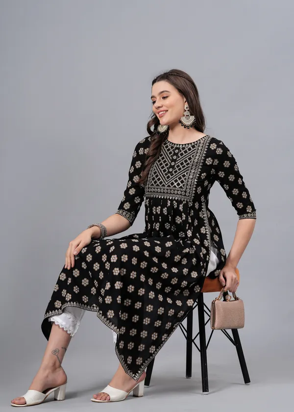 Black_Ethnic_Motifs_Printed_Mirror_Work_Floral_Kurta_For_Women