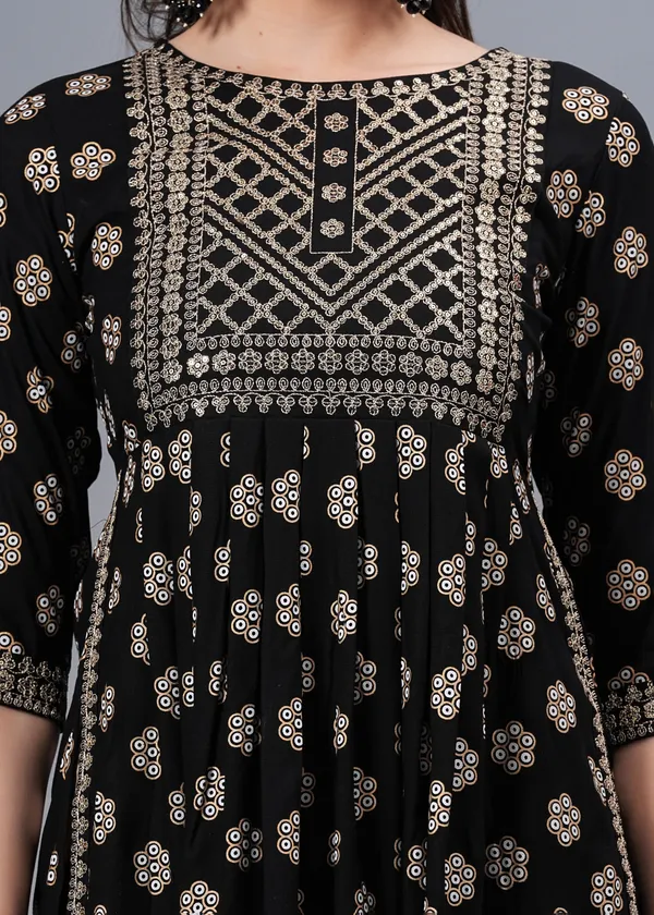 Black_Floral_Embroidered_Regular_Sequinned_Kurta_With_Palazzos_&_With_Dupatta_For_Women