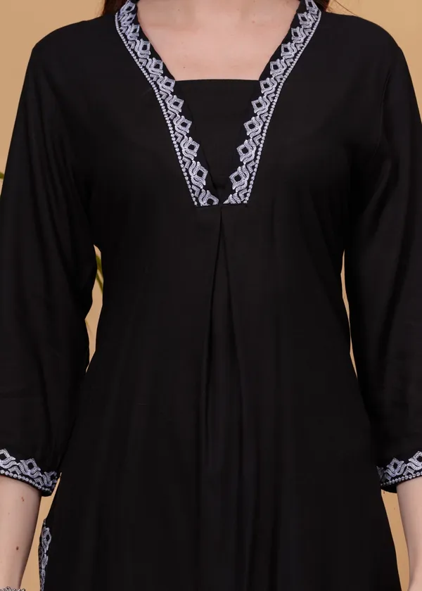 Black_Floral_Embroidered_Regular_Straight_Kurta_With_Palazzos_For_Women