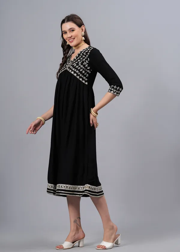 Black_Embroidery_Ethnic_Dress_For_Women