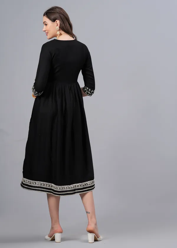 Black_Embroidery_Ethnic_Dress_For_Women