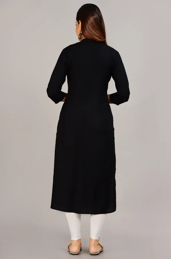Black_Mandarin_Collar_Roll-Up_Sleeves_Straight_Kurta_For_Women