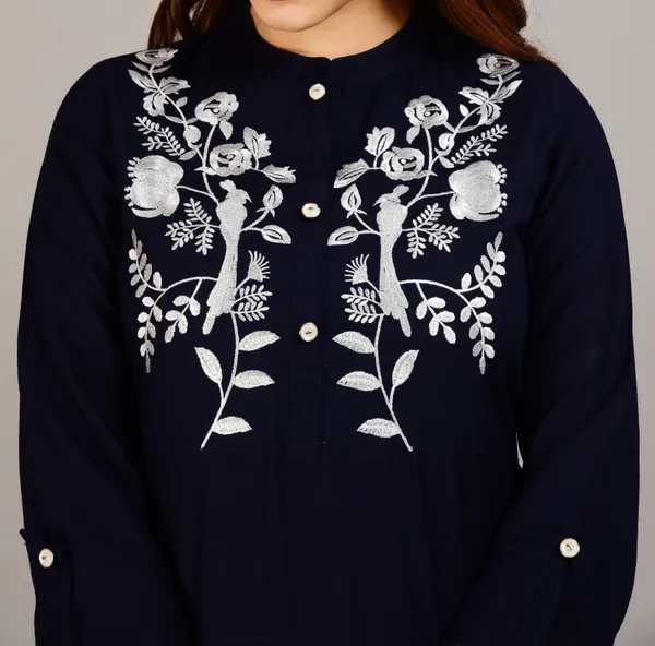 Navy_Blue_Embroidered_Straight_Kurta_For_Women