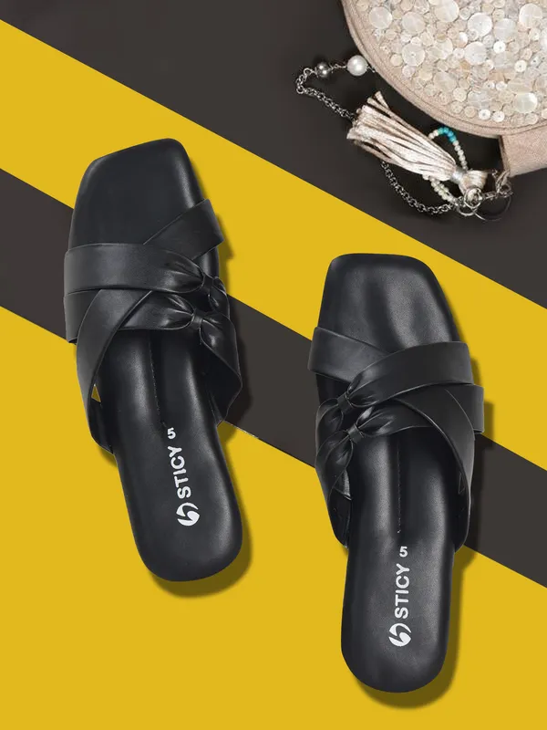 Black_Synthetic_Sandal_For_Women_|_Premium_Product_for_everyday_use
