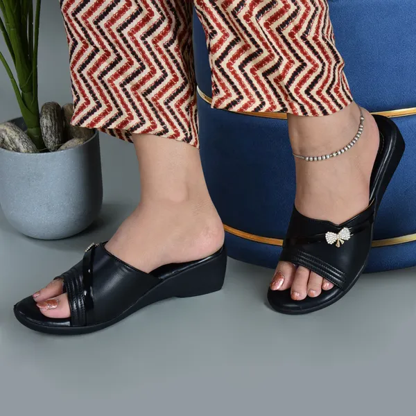 Black_Synthetic_Sandal_For_Women_|_Premium_Product_for_everyday_use