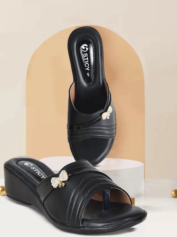 Black_Synthetic_Sandal_For_Women_|_Premium_Product_for_everyday_use