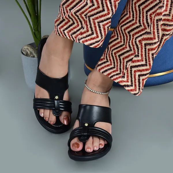 Black_Synthetic_Sandal_For_Women_|_Premium_Product_for_everyday_use