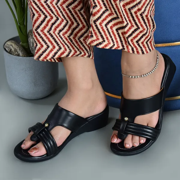 Black_Synthetic_Sandal_For_Women_|_Premium_Product_for_everyday_use