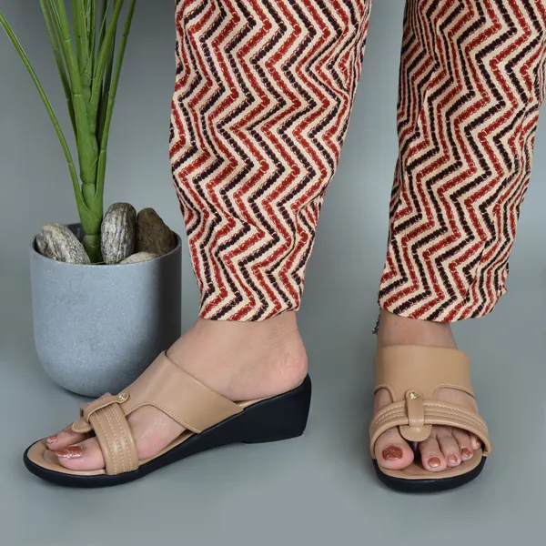 Tan_Synthetic_Sandal_For_Women_|_Premium_Product_for_everyday_use