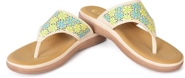 Sticy_TPR_Sole_Resin_California_Style_Trendy_Flat_Casual_Slip-Ons_Sandals_for_Women_&_Girls