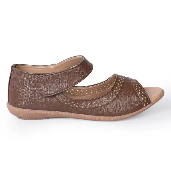 Ethnic_Fashion_with_Laser_Cuts_Flats