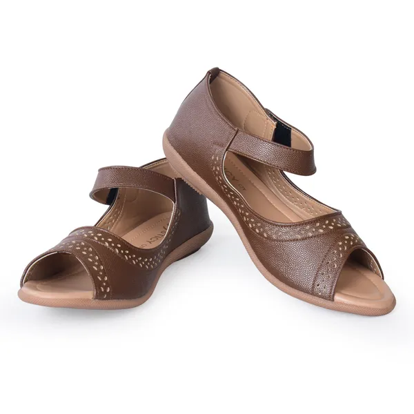 Ethnic_Fashion_with_Laser_Cuts_Flats
