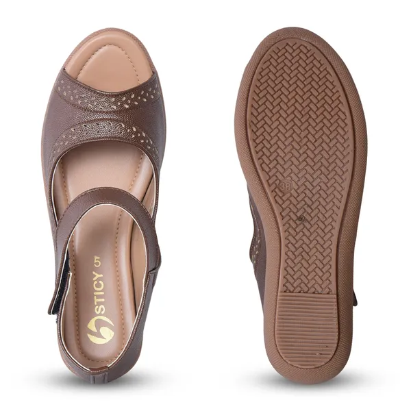 Ethnic_Fashion_with_Laser_Cuts_Flats