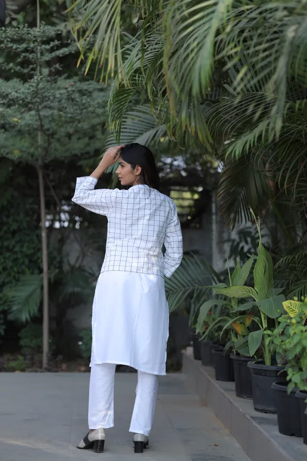 White_Cotton_Elegant_Kurta_Set_With_Jacket_Push_Premium_For_Women