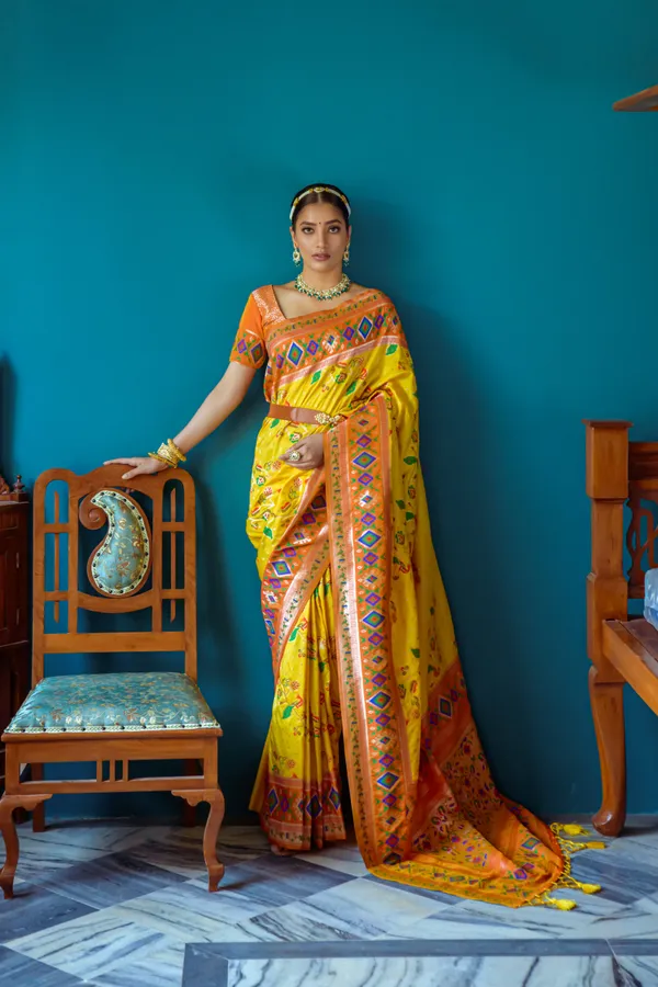 Yellow_Paithani_Silk_Saree_With_Blouse_Piece_For_Women