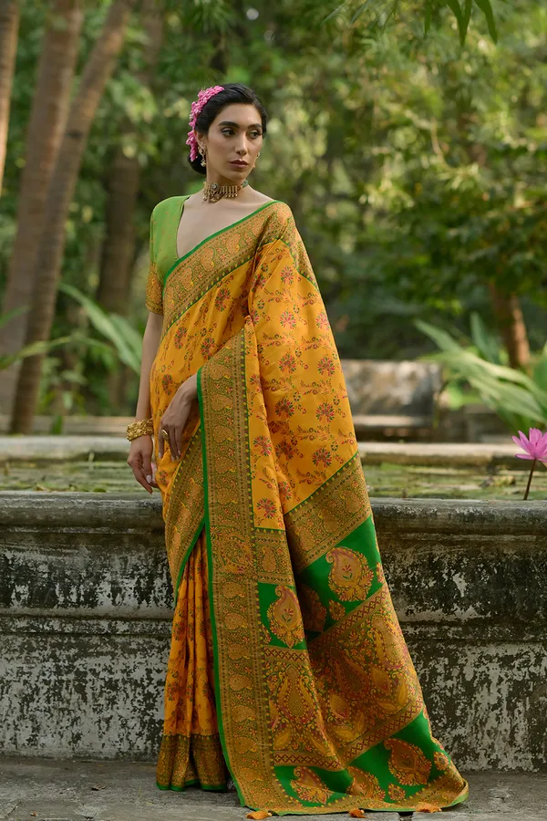 Yellow_Banarasi_Silk_Saree_With_Blouse_Piece_For_Women