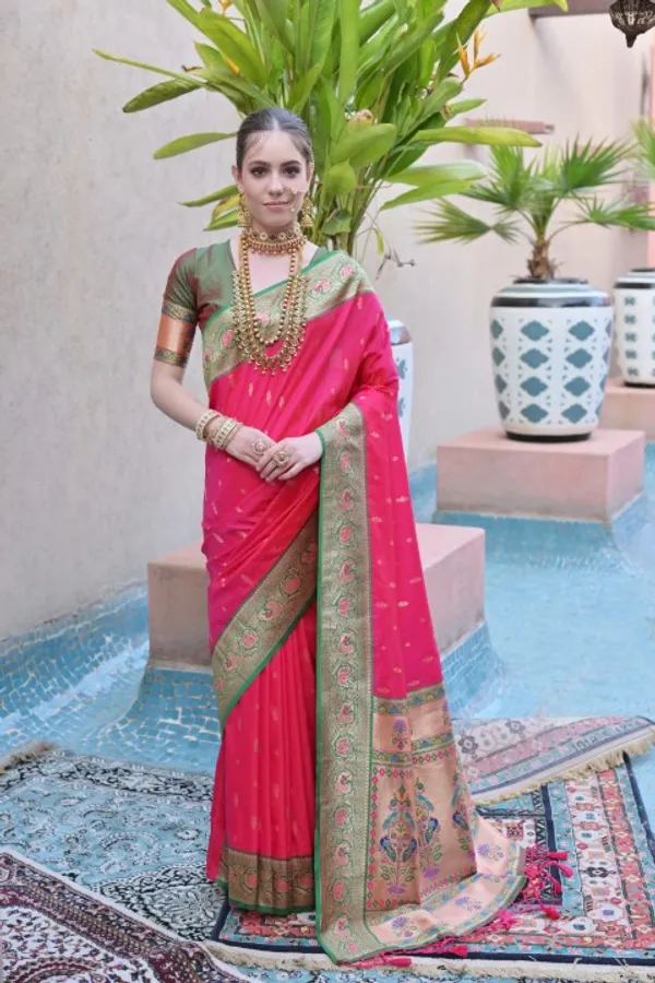 Hot_Pink_Paithani_Silk_Saree_With_Blouse_Piece_For_Women