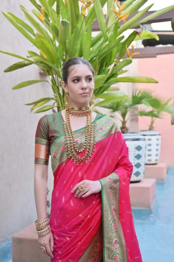 Hot_Pink_Paithani_Silk_Saree_With_Blouse_Piece_For_Women