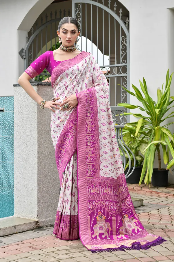 Meenakari_Thread_Woven_Banarasi_Silk_Patola_Saree_with_Blouse