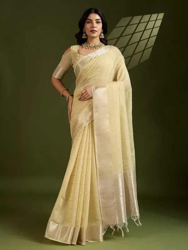 All_Over_Checks_Zari_Woven_Soft_Silk_Saree_With_Zari_Woven_Pallu