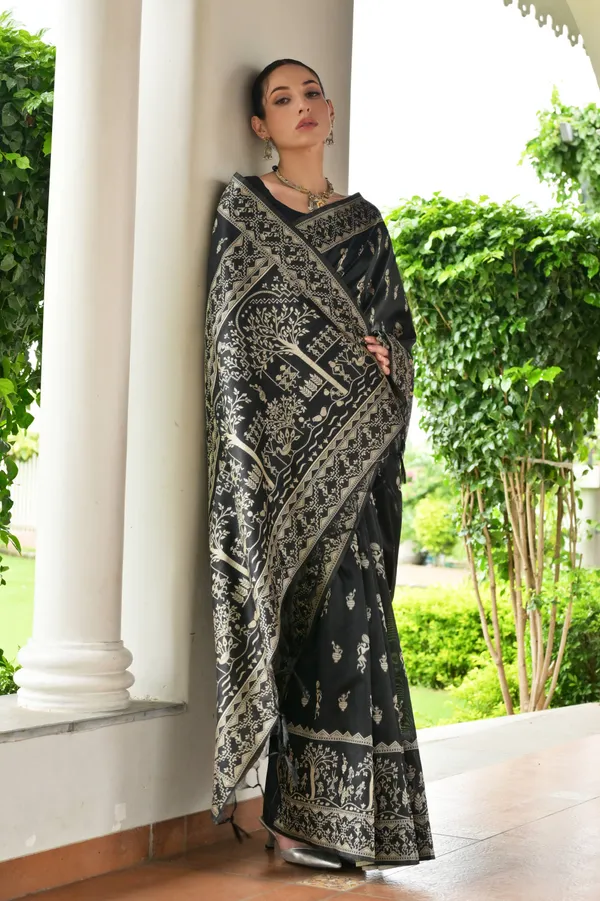 Thread_Woven_Attractive_Kalamkari_Pallu_and_Big_Border_Handloom_Raw_Silk_Saree