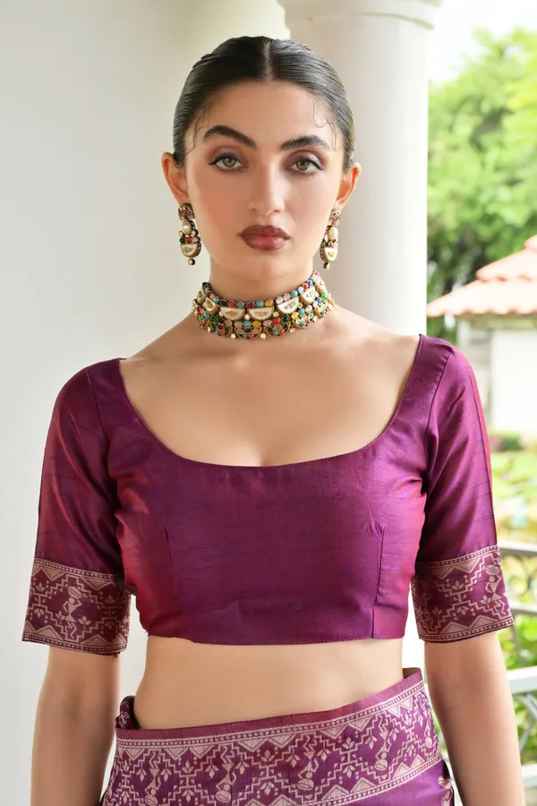 Thread_Woven_Attractive_Kalamkari_Pallu_and_Big_Border_Handloom_Raw_Silk_Saree