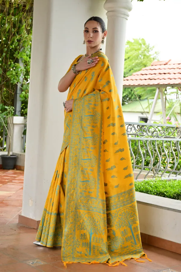 Thread_Woven_Attractive_Kalamkari_Pallu_and_Big_Border_Handloom_Raw_Silk_Saree